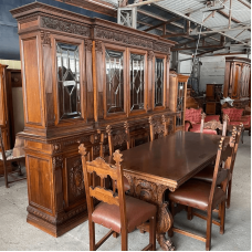 Colonial Stile Dining room